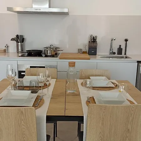 Apartamento Familiar Con Piscina Cerca De La Playa Apartment